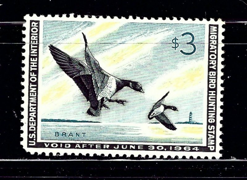 U.S. RW30 NH 1963 issue sh corner minor gum disturbance