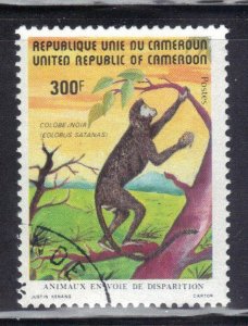 CAMEROUN SCOTT #718 USED 300f 1982