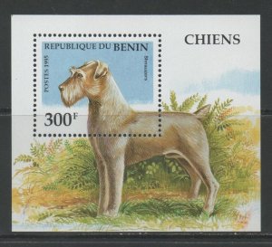 Thematic Stamps Animals - BENIN 1995 DOGS MS mint