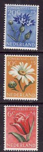 Netherlands-Sc#B240-2- id8-unused hinge remnant semi-postal-top 3 values-Flowers
