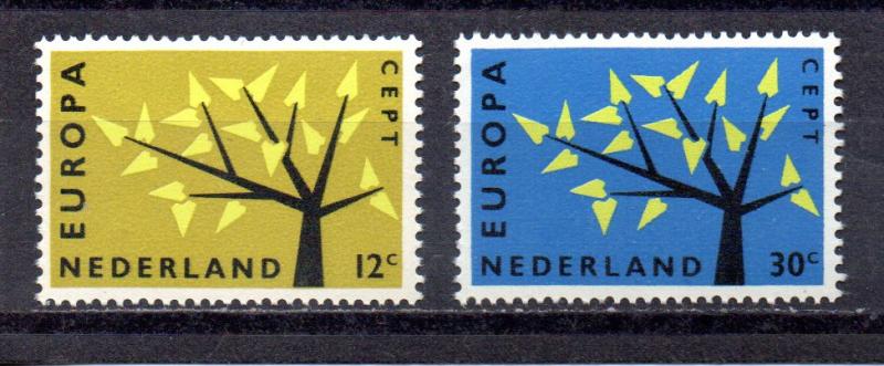 Netherlands 394-395 MNH