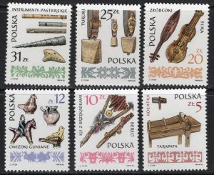 Thematic stamps POLAND 1985 MUSICAL INSTRUMENTS 2994/9 mint