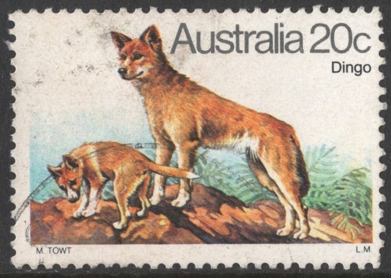Australia SC#727 20¢ Dogs: Dingo (1980) Used