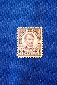 scott 584 - Mint-   never hinged.