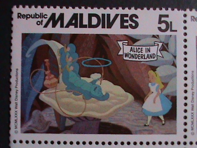 ​MALDIVE ISLANDS -1980 DISNEY CARTOON- ALICE IN WORDERLAND MNH-BLOCK VERY FINE