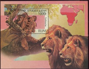 Benin #1196 Panthera Leo Felines Cats Topical Postage Souvenir Sheet 1999 CTO