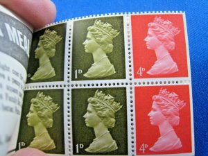 GREAT BRITAIN 1969 COMPLETE MNH STAMP BOOKLETS -  10/ - LOT OF 2   (kbgbbk1)