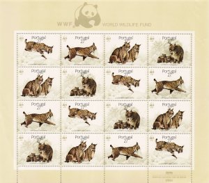 PORTUGAL  1719A   MNH   WORLD WILDLIFE FULL SHEET SMALL BENDS AT LEFT