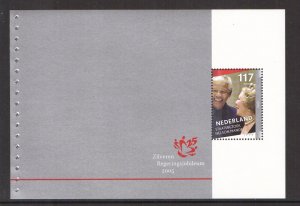 Netherlands  #1199h  booklet pane from PR7 MNH  2005 Mandela 117c