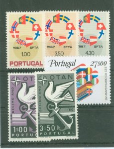 Portugal #846/1527 Mint (NH) Single (Complete Set)
