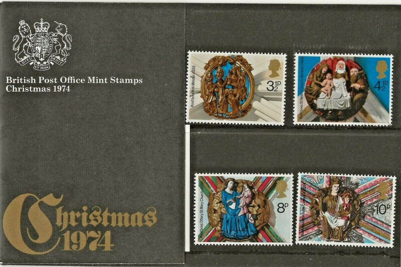 1974 CHRISTMAS PRESENTATION PACK 67