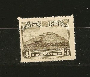 Mexico SC#635 Pyramid Mint Hinged