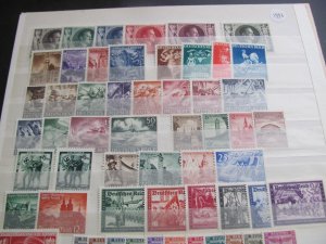 GERMANY 1920s-1930s HINGED LOT   (170)