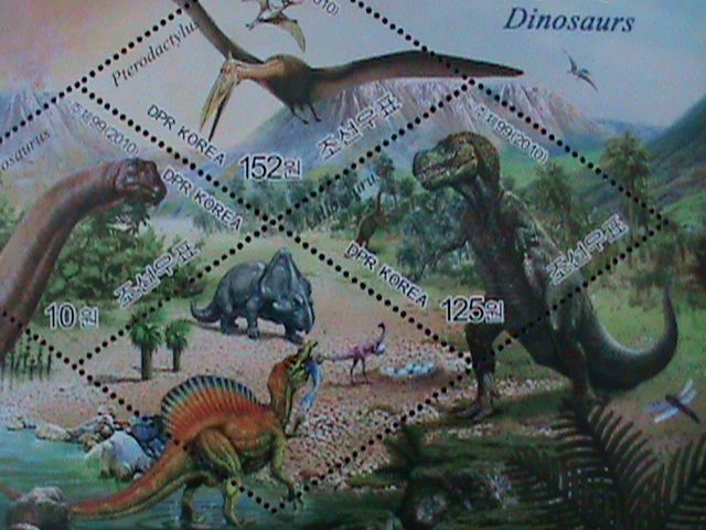​KOREA-2010 SC#4920 LOVELY DINOSAURS-MNH MINI SHEET-VF SPECIAL DIAMOND DESIGN