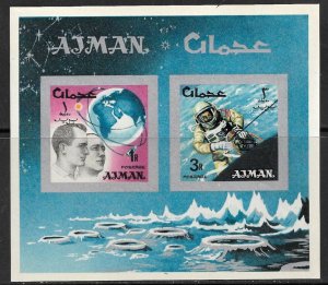 AJMAN 1966 SPACE Astronauts Imperforate Souvenir Sheet Mi.BLK8B MNH