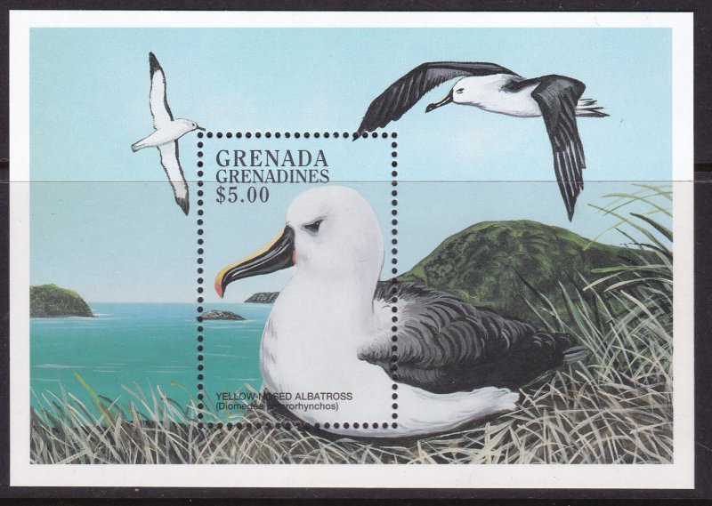 Grenada  Grenadines, Fauna, Birds / MNH / 1998