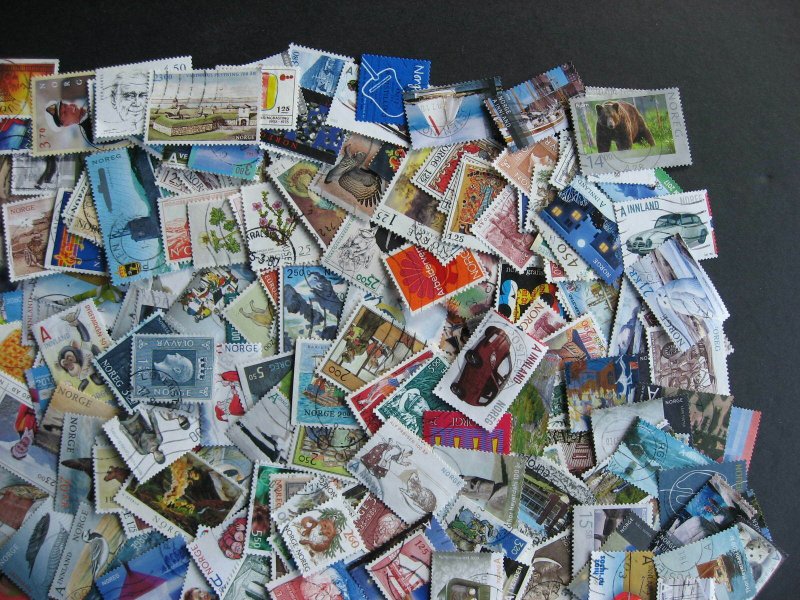 Norway collection 450 different used, includes nice modern commemoratives! 