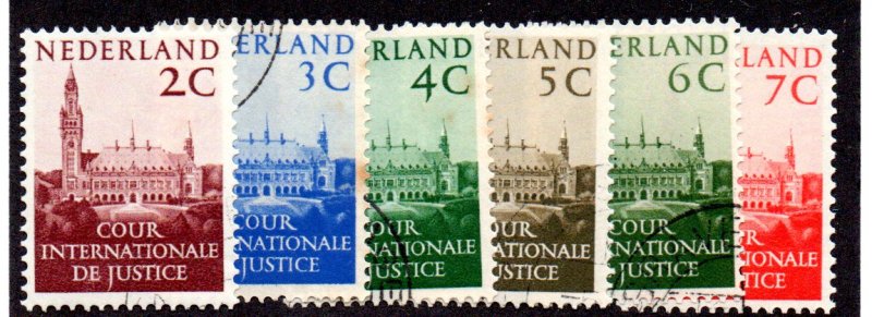 NETHERLANDS O27-32 USED SCV $3.00 BIN $1.20 PLACES