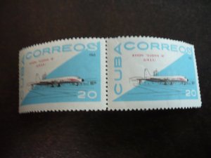 Stamps - Cuba - Scott# 1064 - Mint Hinged Single Stamp in Pairs