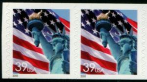 US Stamp #3983 MNH - US Flag With Lady Liberty Coil Pair