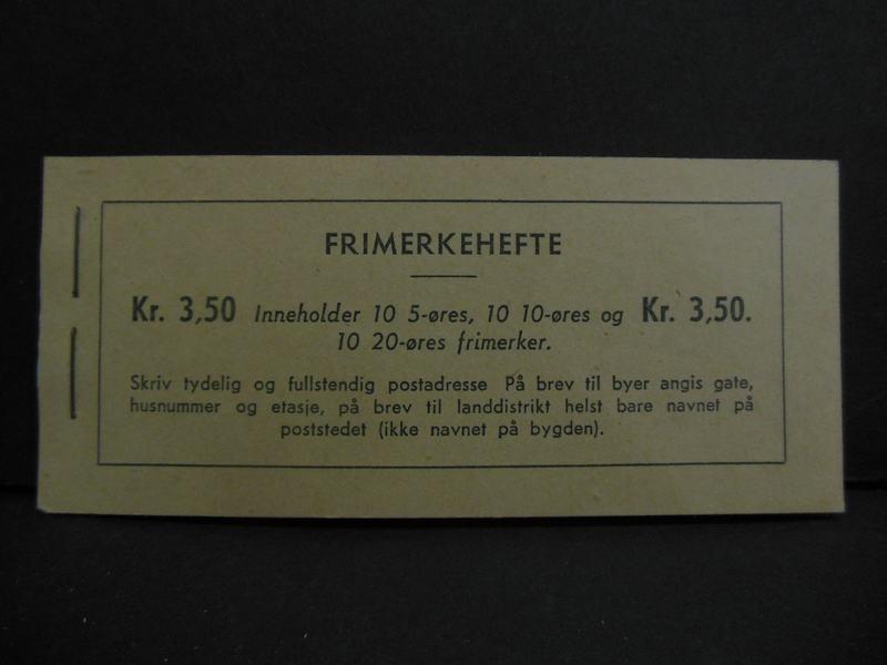 NORWAY : 1940-49. Scott #196 Complete Booklet of Panes of 10. Catalog $125.00+