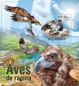 Mozambique - 2013 - Birds of Prey  Stamp Souvenir Sheet 13A-1269