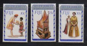 Fiji MNH sc# 371-3 Silver Jub. 2012CV $1.90