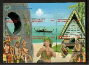 Micronesia 2002 - Traditional Dress - Sheet of 6 Stamps - Scott #498 - MNH