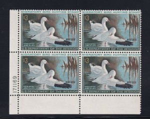 RW37 VF-XF plate block of 4 OG never hinged nice color cv $ 280 ! see pic ! 