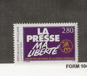 FRANCE Sc 2448 NH issue of 1994 - newspaper
