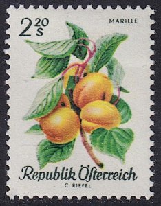 Austria - 1967 - Scott #782 - MH - Apricots