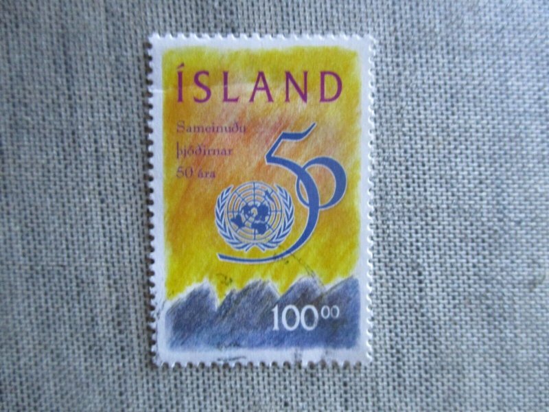 Iceland, Scott# 813, used