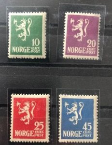 Norway 1922 Lion type I definitives set of 4 mint stamps in perfect condition