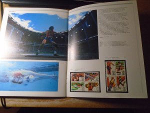 United Sttes  1993   Commemorative Stamps Album