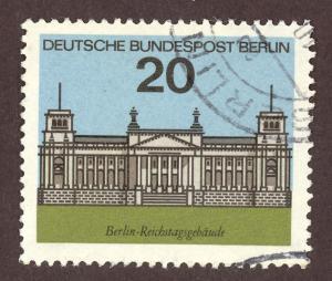 Germany / Berlin  9N213   Used