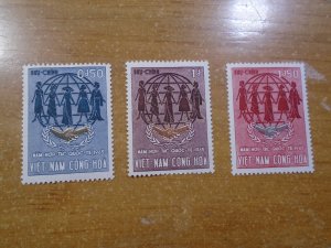 Vietnam  #  258-60  MH