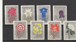 ROMANIA STAMPS 1957 Carpathian Mountains Flowers MNH POST