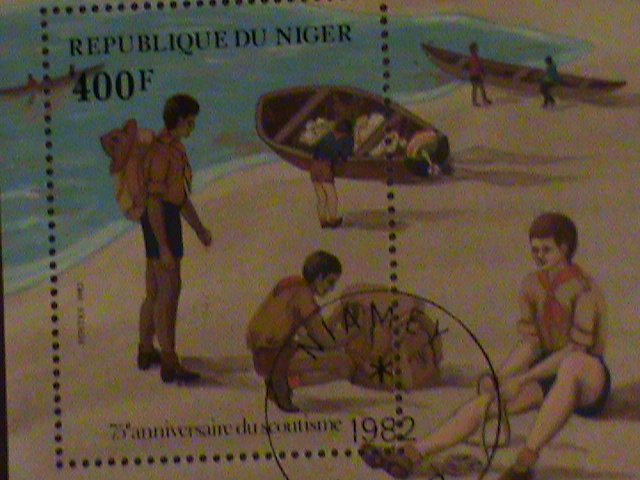 ​NIGER STAMP-1982-75TH ANNIV: OF SCOTTISME: CTO NH S/S SHEET. WITH LOCO