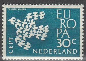 Netherlands #388  MNH F-VF  (V3228)