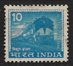 India #670 10(p) Electric Locomotive ~ Used