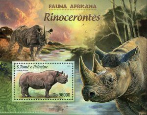 Rhinos Stamp Diceros Bicornis Rhinoceros Wild Animal MNH #5146 / Bl.885
