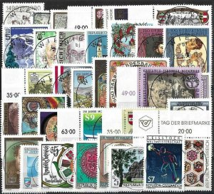 1990 Austria Complete Year set with Definitives VF/USED! CAT 52$ pay only 10%