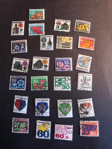 Ceskoslovensko Stamp Lot Used (25) Czech Colorful variety 1970s - 1980s