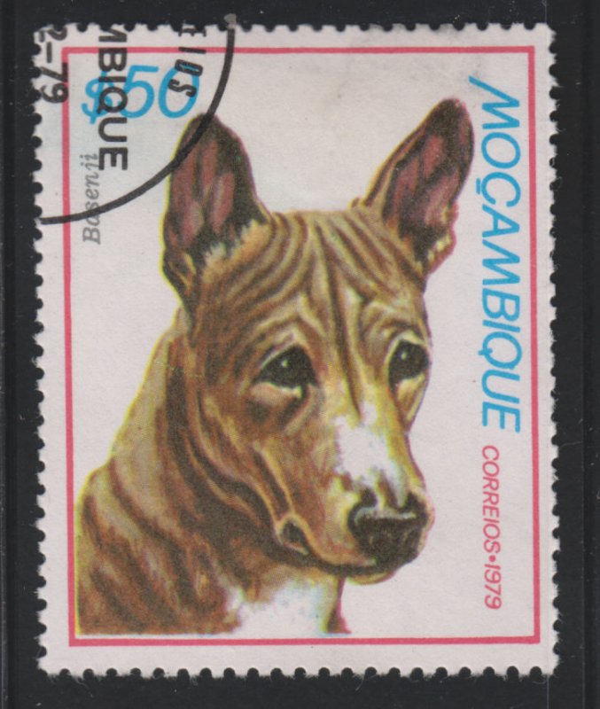 Mozambique 662 Basenji 1979