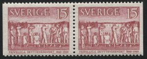 Sweden 558 MNH  Pair