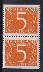 Netherlands #341 MNH 1964 combination from booklet PB2 . 5 + 5c Imperf. left
