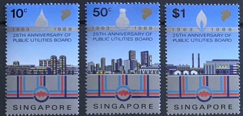 SINGAPORE 1988 PUBLIC UTILITIES SG579/581  UNMOUNTED MINT