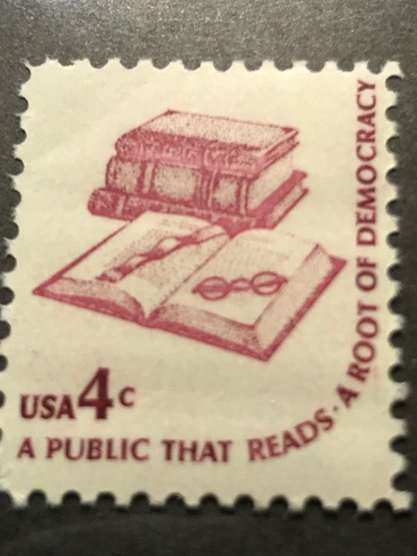 Scott# 1585- Books and Eyeglasses, Democracy- Americana Series- MNH 4c 1977 
