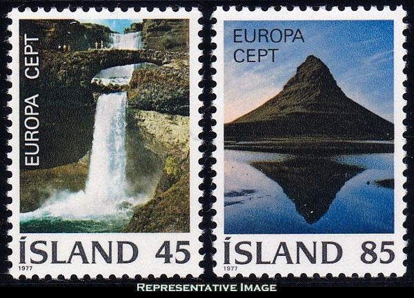 Iceland Scott 498-499 Mint never hinged.