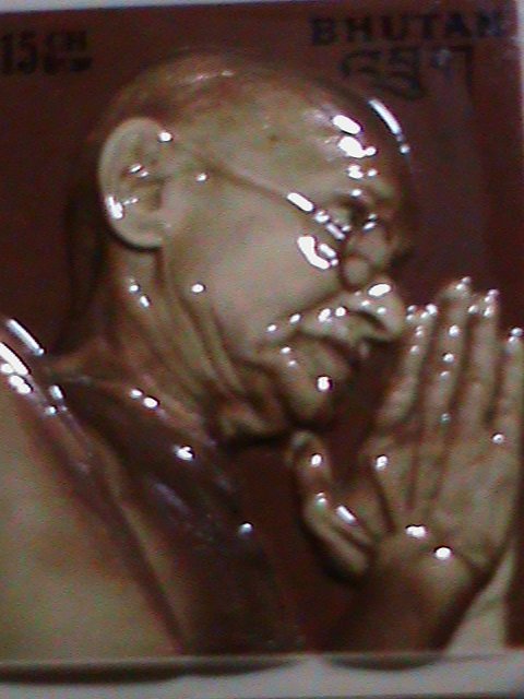 ​BHUTAN-1972 SC#145A MAHADAMA GANDHI PLASTIC HEAT MOLDED 3D MNH VF LAST ONE